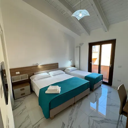 Topazio & Bed & Breakfast 3*
